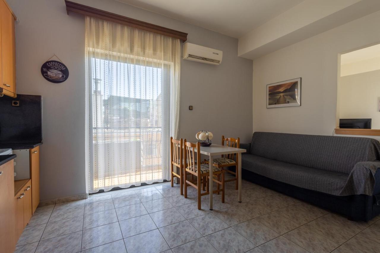 Special Apartment La Larissa Exteriör bild